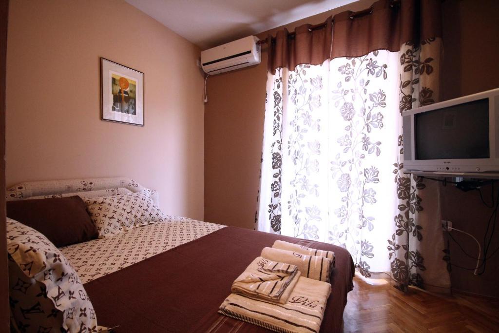 Galileo Apartment *